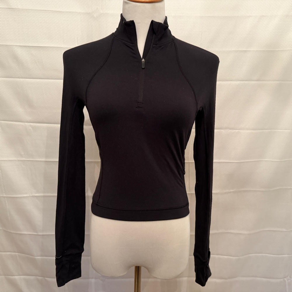Lululemon Athletica Black Fitted Ribbed Long Sleeve Top